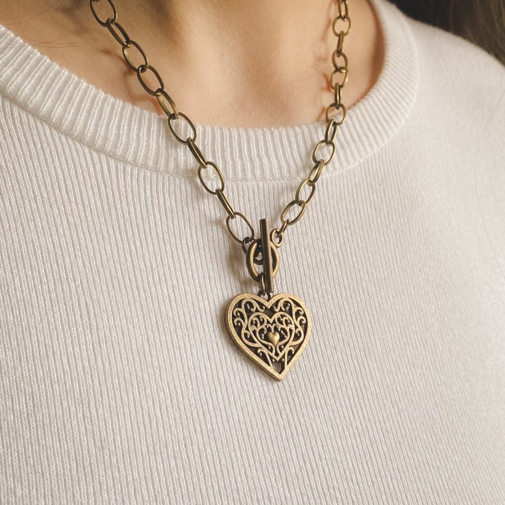 Brass Tone Art Nouveau Filigree Swirl Heart Pendant Charm Toggle Chain Necklace